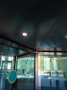 Автоматические револьверные двери